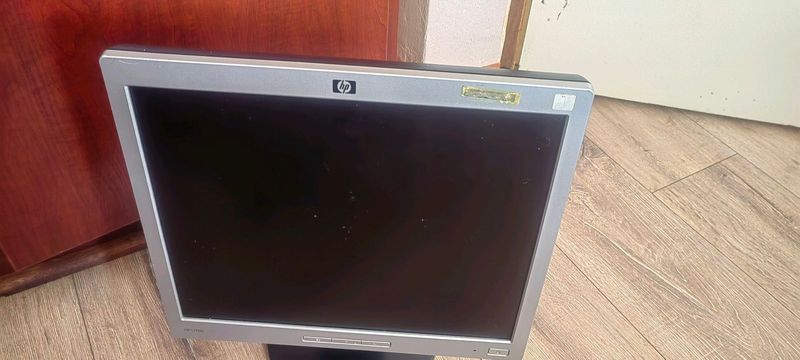 HP monitor for sale