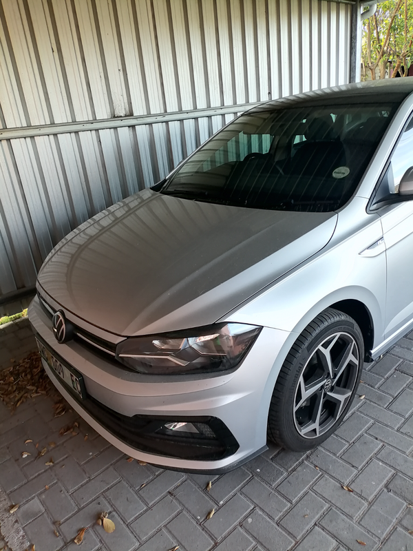 2021 VOLKSWAGEN POLO TSI COMFORTLINE R-LINE