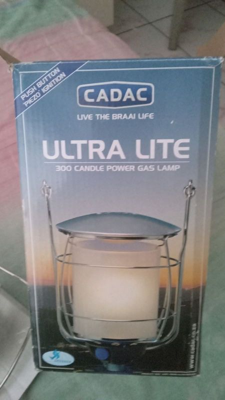 GAS LAMP 300 CANDLE POWER BRAND NEW