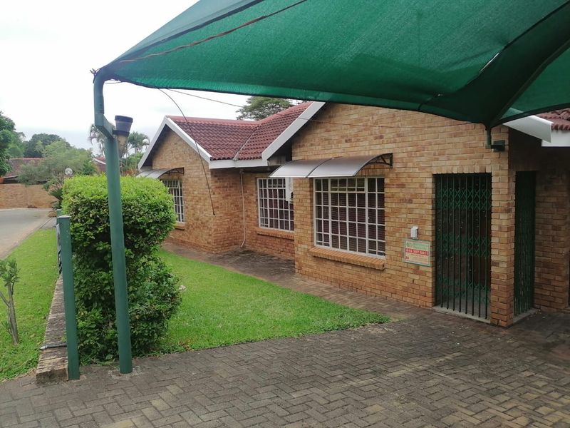 Stunning 3 bed Property in Arborpark, Tzaneen with modern finishes and spacious living areas.