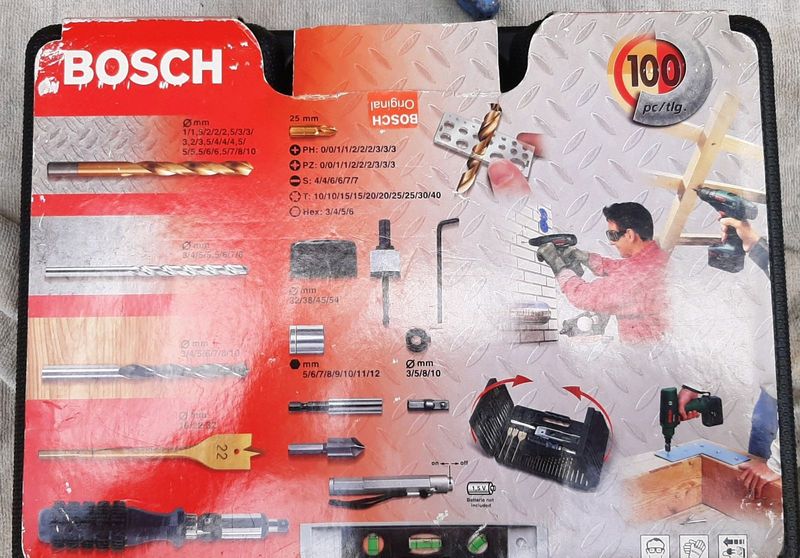 Bosch Titanium 100 piece tool set