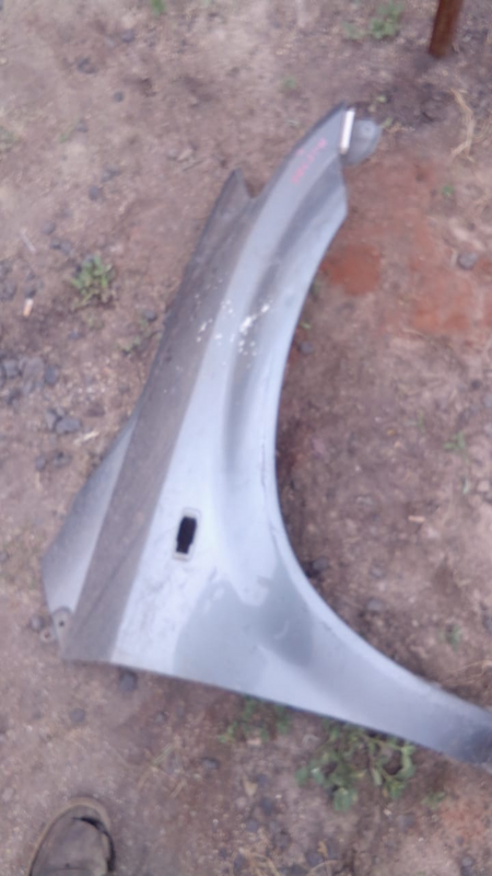 Nissan Murano Right Fender For Sale.
