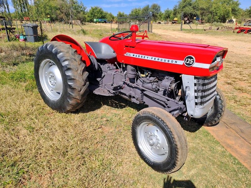 MASSEY FERGUSON 135 TREKKER TRACTOR. JOHN 3:16 JESUS IS KING AMEN !!!!!!!