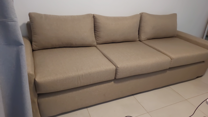 Couch 2.5 meters