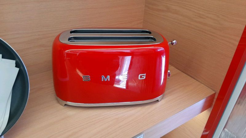 Smeg- 4 Slice Toaster