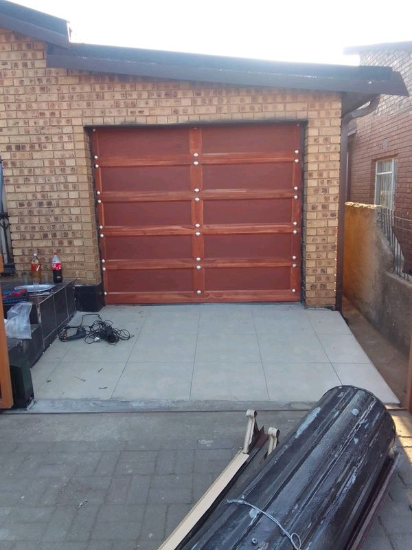 Garage  doors  ,Gate  motor  ,Cctv  cameras