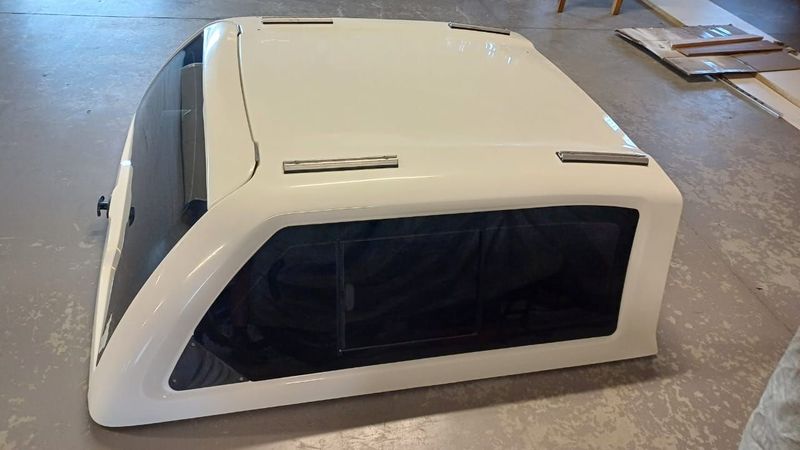 Toyota Hilux Gd6 dc canopy.