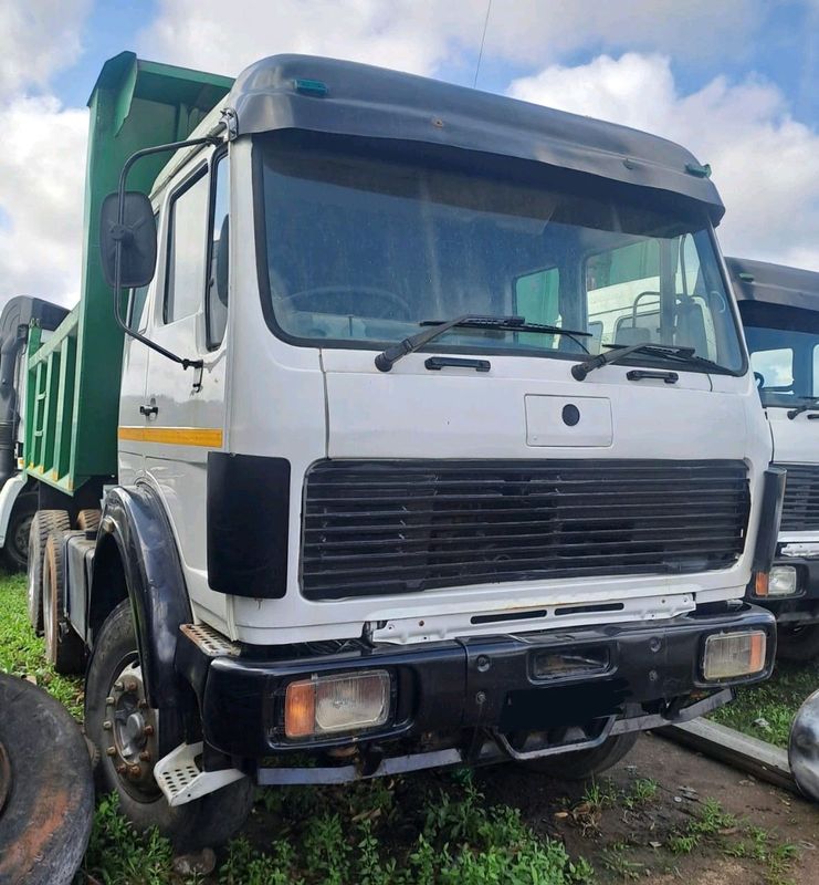 Mercedes 10m Tipper trucks