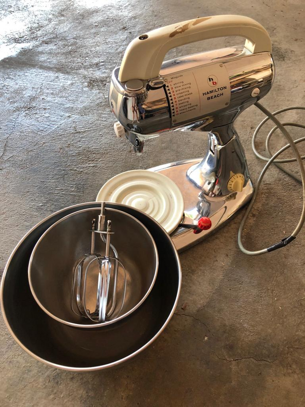 Hamilton Beach cake mixer. Classic style, stainless steel,good condition.