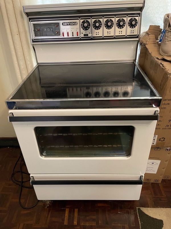 Defy 424 stove and oven