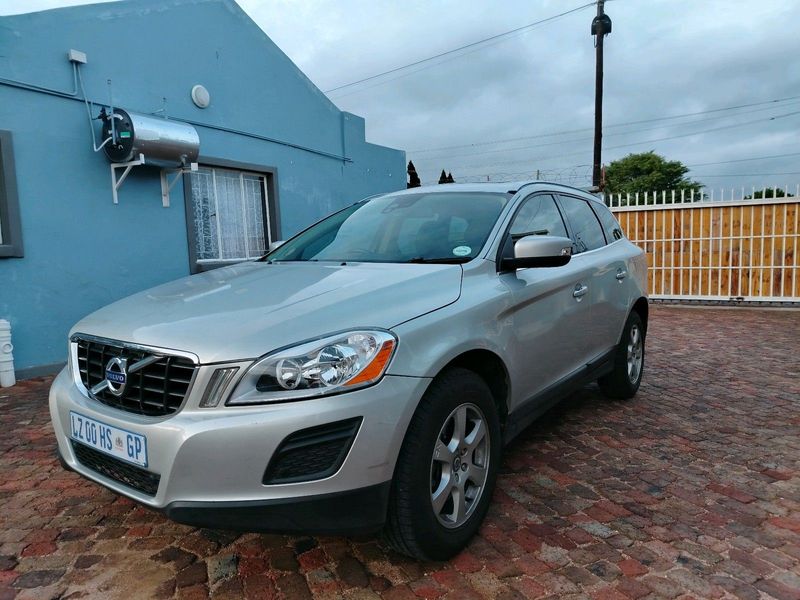 2012 Volvo XC60 AWD Automatic