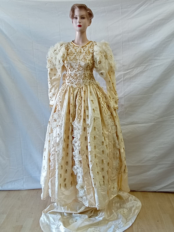 Wedding Gown Ref 1840