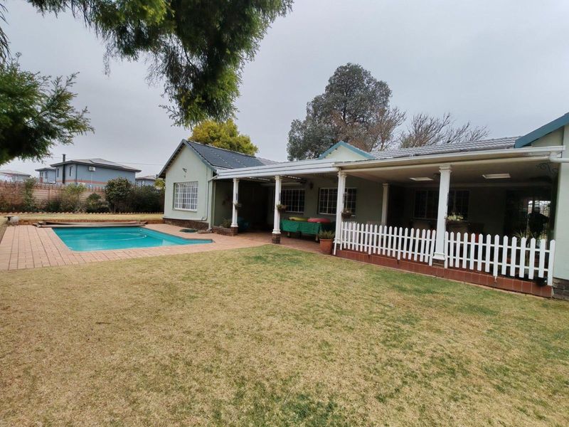 Property to let in KEMPTON PARK, POMONA