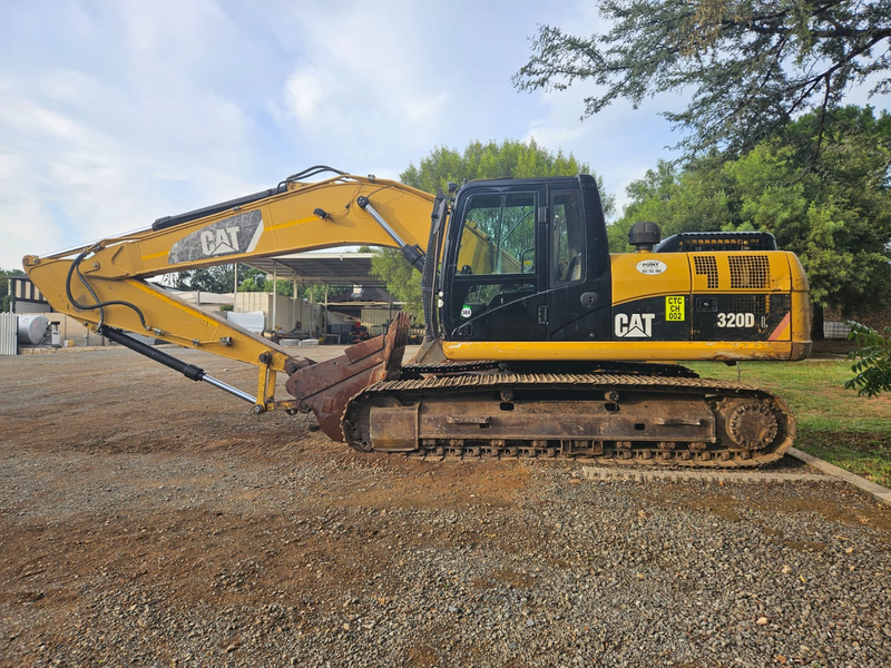 CAT 320DL Excavator For Sale (008691)