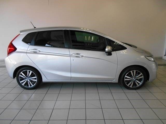 Honda Jazz 1.5 Dianamic , 77 000km and only one owner Price not negotiable &#39;&#39;