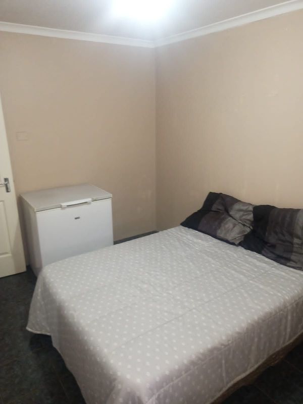 Room for rent Phoenix