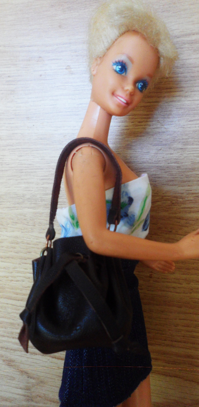 Barbie Doll - Fashion Dolls Brown Leather Draw String Shoulder Bag
