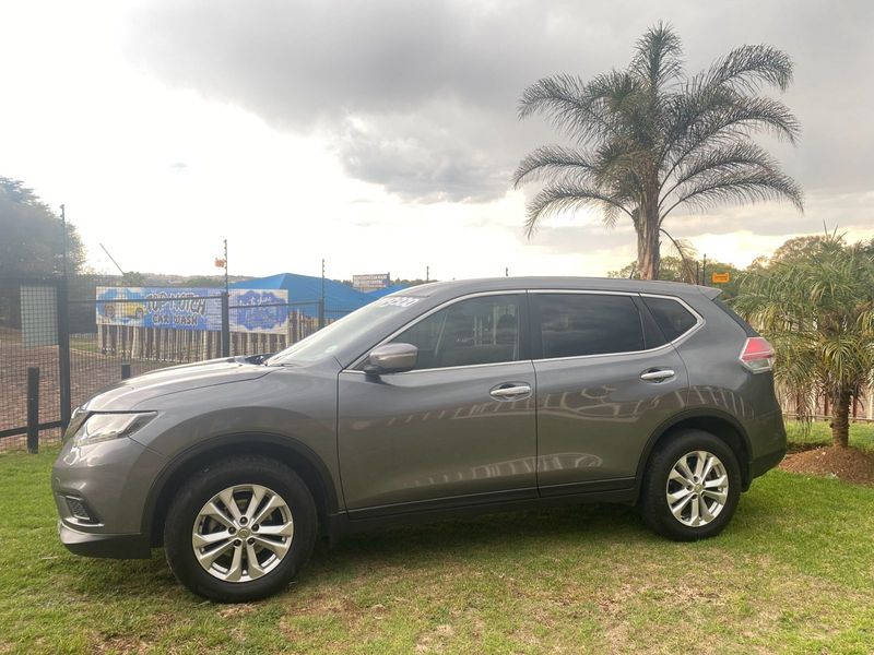 2015 NISSAN X-TRAIL 2.0XE