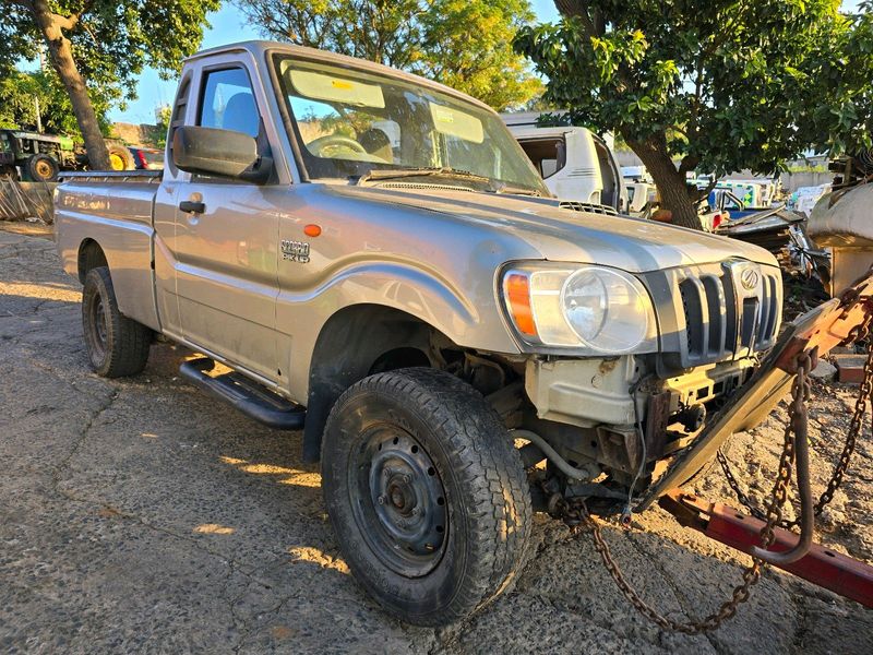 Mahindra Scorpio- Pick up - Stripping (With 2014 papers)