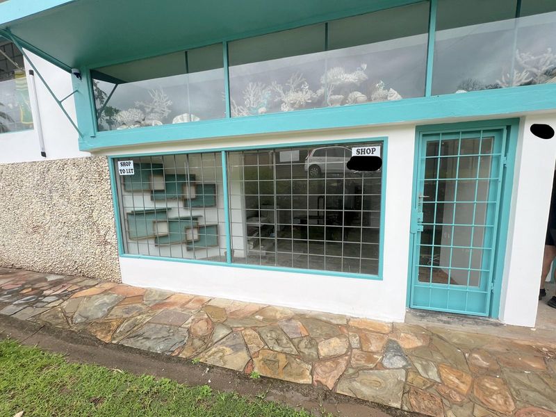 100m² Retail To Let in Margate at R90.00 per m²