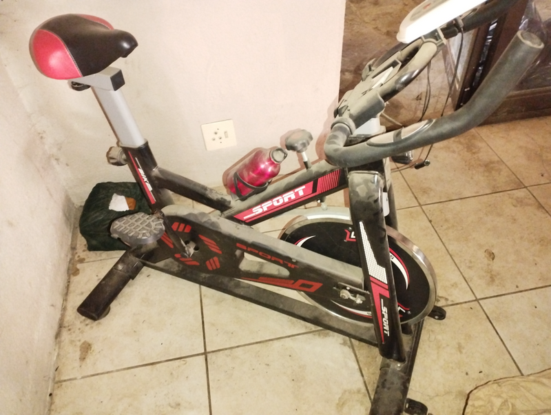 Full body workout exercise bike