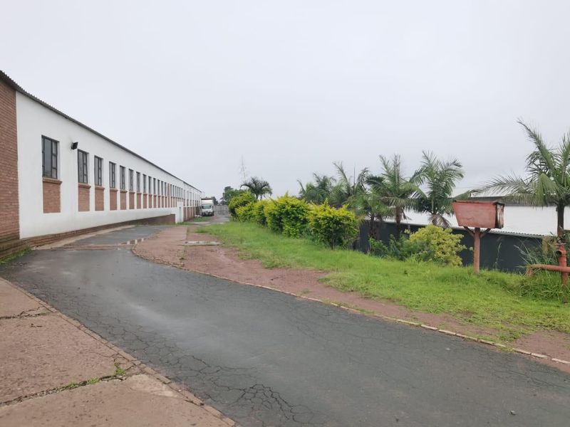 7800 m² Industrial Space To Let in Hammarsdale