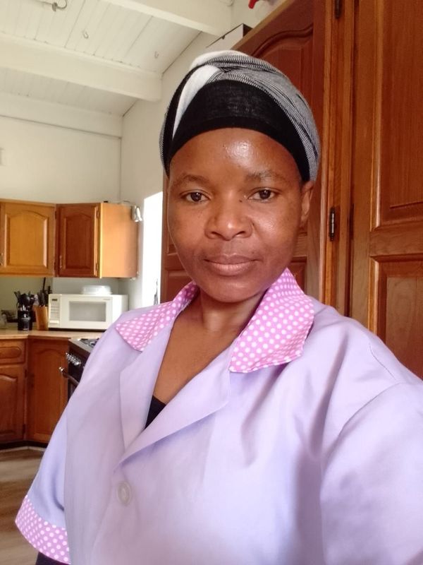 BLESSINGS AGED 43, A ZIMBABWEAN MAID IS LOOKING FOR A FULL/PART TIME DOMESTIC AND CHILDCARE JOB.