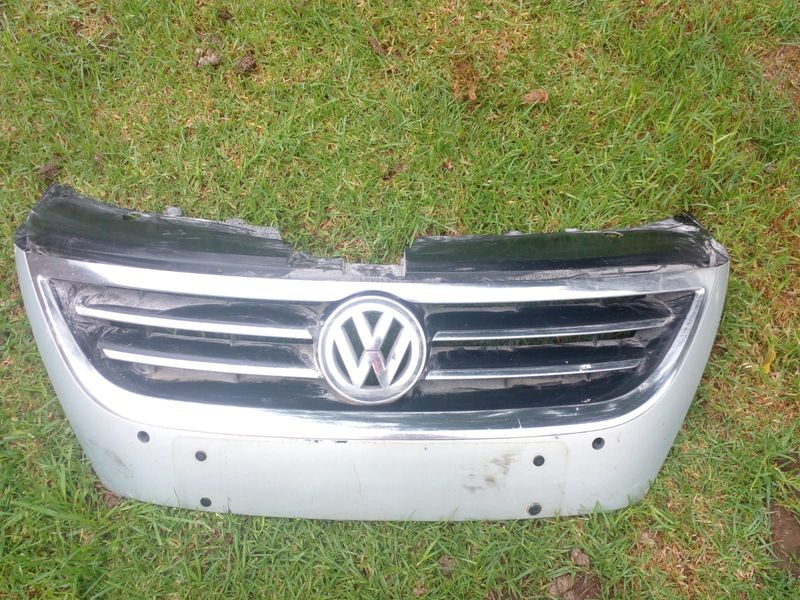 Vw cc centre grill for sale