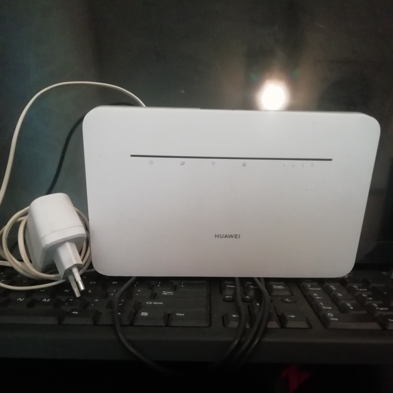 Huawei B535-932 Wi-Fi Router/Modem for Sale
