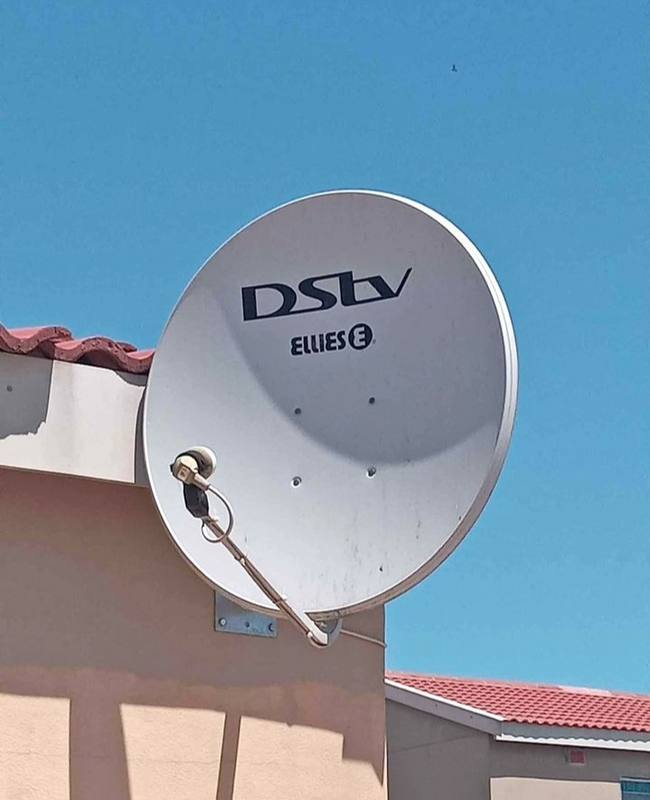 Dstv Services Signal Repairs and Installation 0787630515 Stellenbosch Paarl Worcester