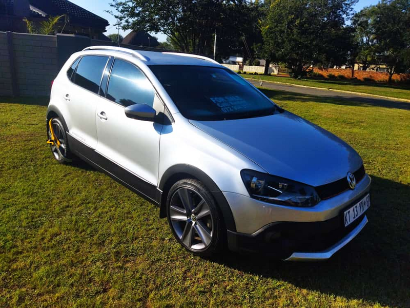 2012 Volkswagen Cross Polo 1.6 TDI Hatchback - price reduced to R138900