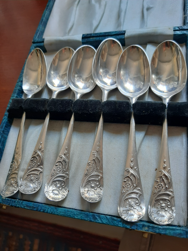 Selling  your Hallmarked Silverware, Coins and Silver Collectables for Sale?