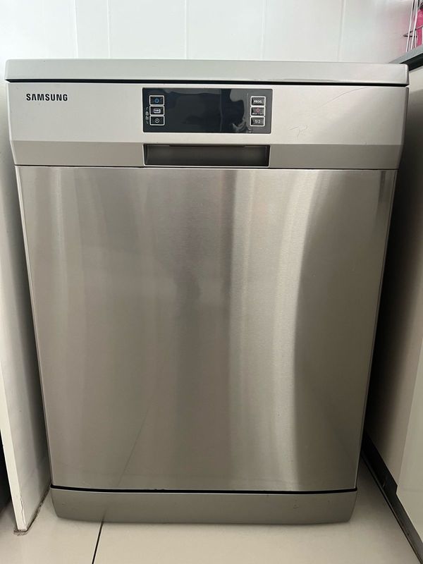 Samsung Silver Dishwasher - Relocation Sale