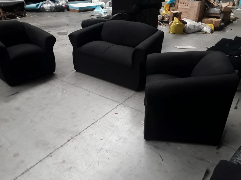 new 3 piece lounge suite