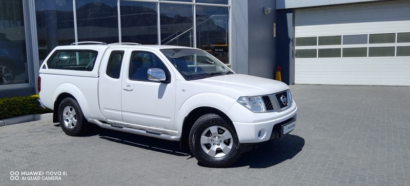 2016 Nissan Navara 2.5 DCI XE King Cab 4x2 Manual &#43; Extras!  CONTACT ETIENNE 082 528 7898