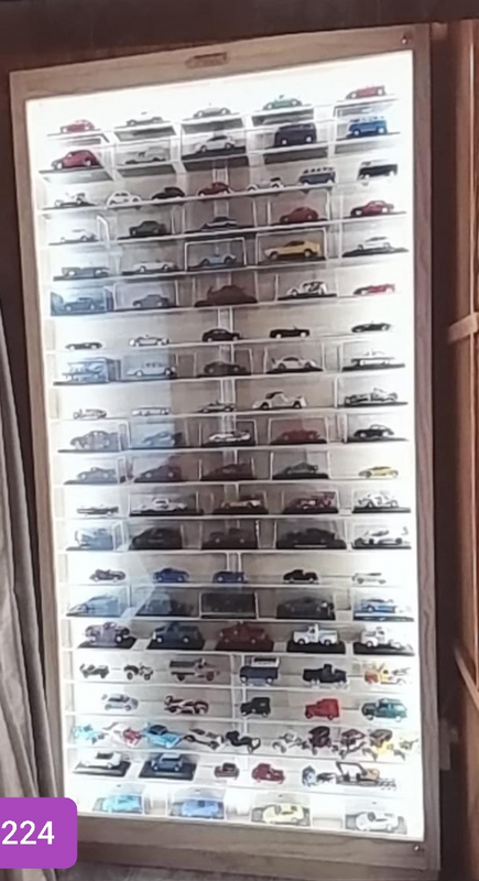 Display Cabinet for model cars