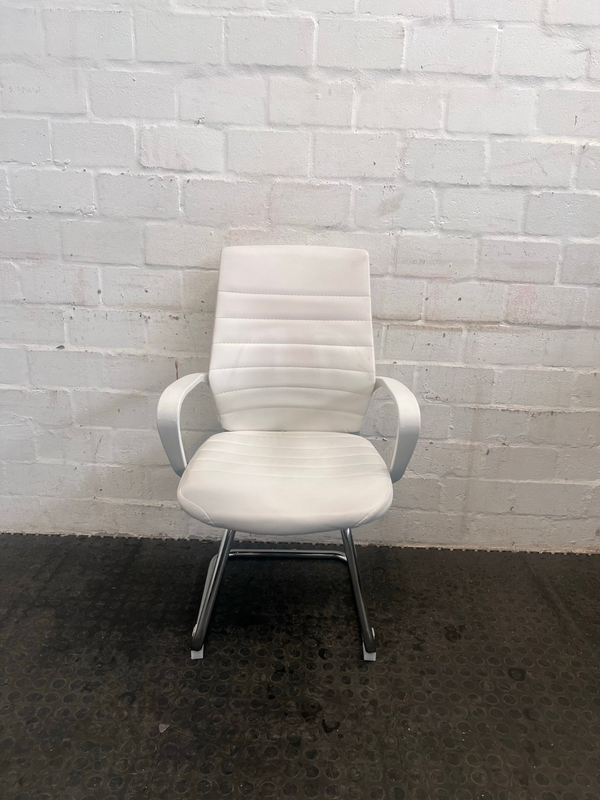 White High Back Visitors Chair- A46849