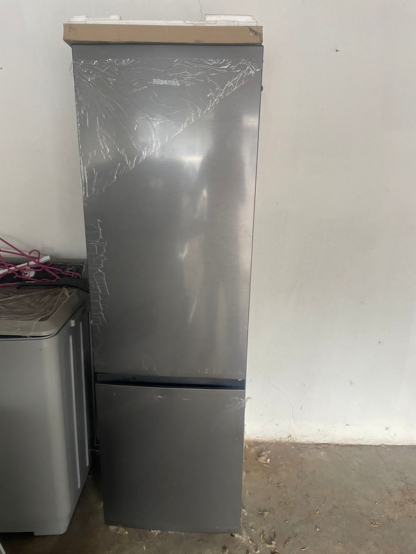 Hisense 264L Bottom Freezer