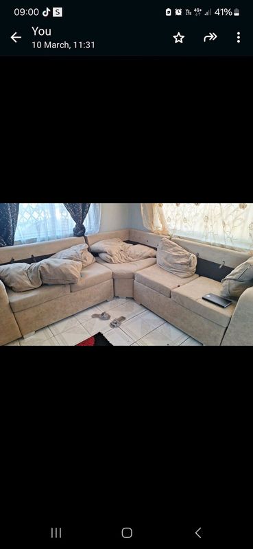 L shape lounge suite for sale