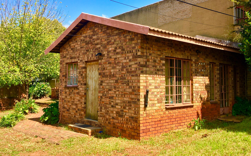 Garden Cottage - Westdene, Johannesburg