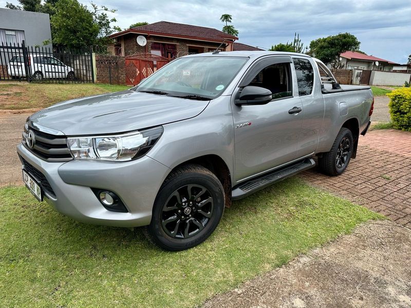 Toyota Hilux 2.4GD-6 Xtra Cab Raider