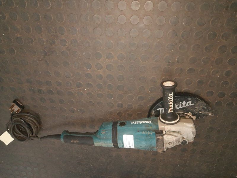 Makita GA9040S Grinder 109Oct24