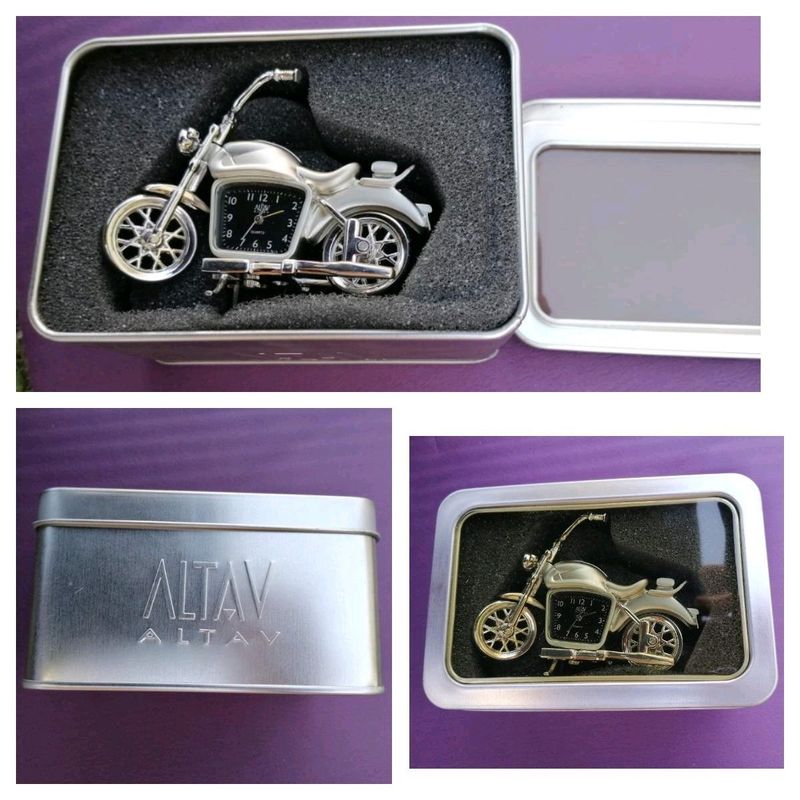Altav Altav motorbike watch Excellent condition (needs a battery)