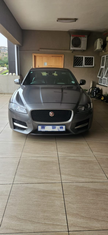 2018 Jaguar XF Sedan