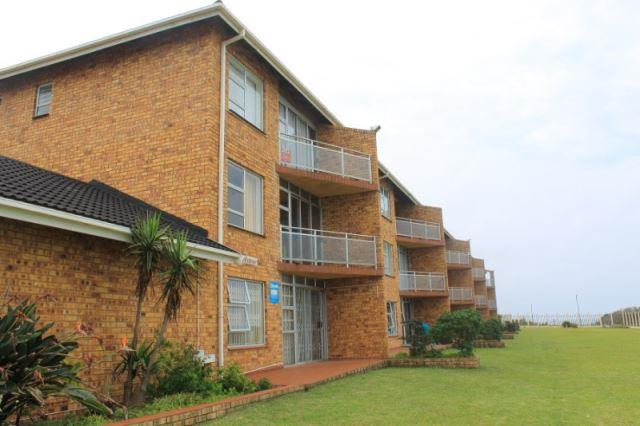 Unfurnished 2 bedroom apartment to rent in Astove complex, Lilly Crona Blvd, Manaba Beach