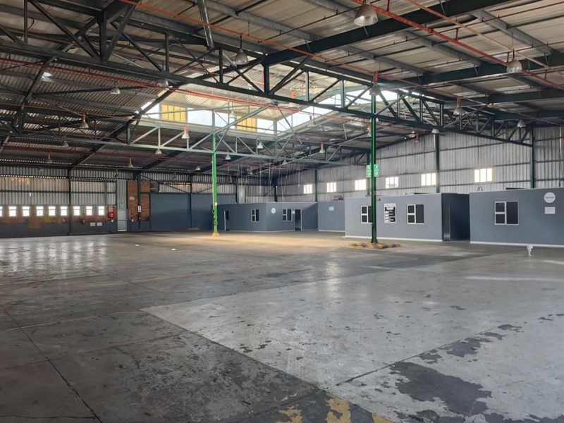 Double Volume Warehouse To Let In Prospecton : 1626m2