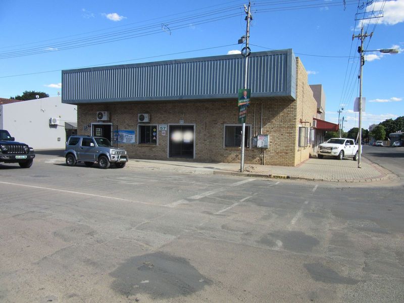 Commercial building for sale in Vryburg