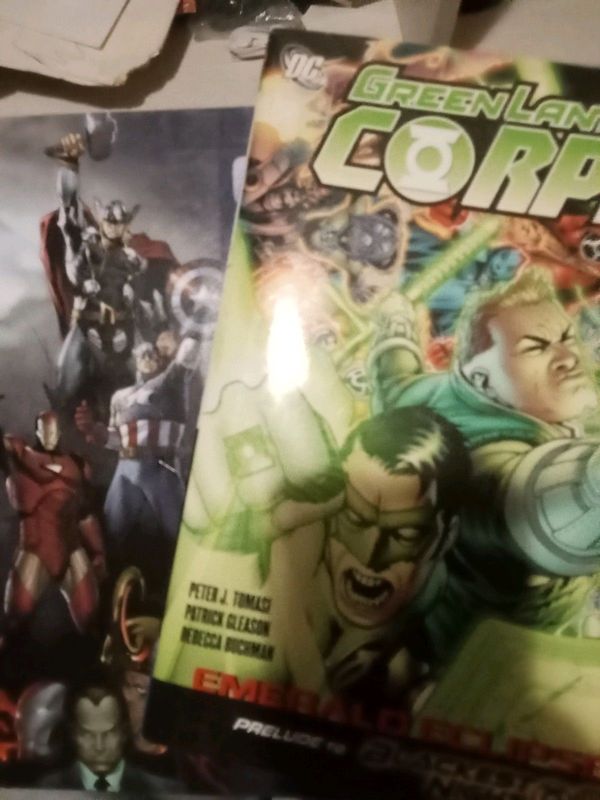 Comics graphic novels