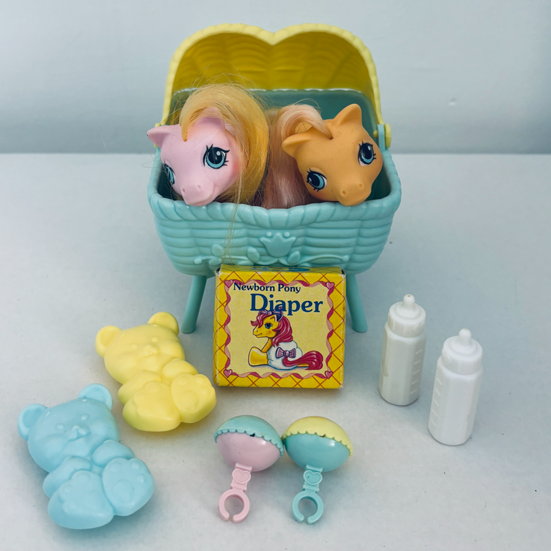 My Little Pony - Newborn Twins - Dibbles and Nibbles with RARE basinet (1986)