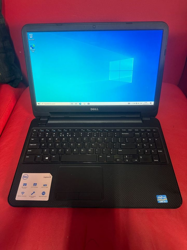 Dell Inspiron 15-3521 Intel i3-3217U 1.80Ghz 4GB RAM 500GB HDD Win 10 Pro Webcam with great battery